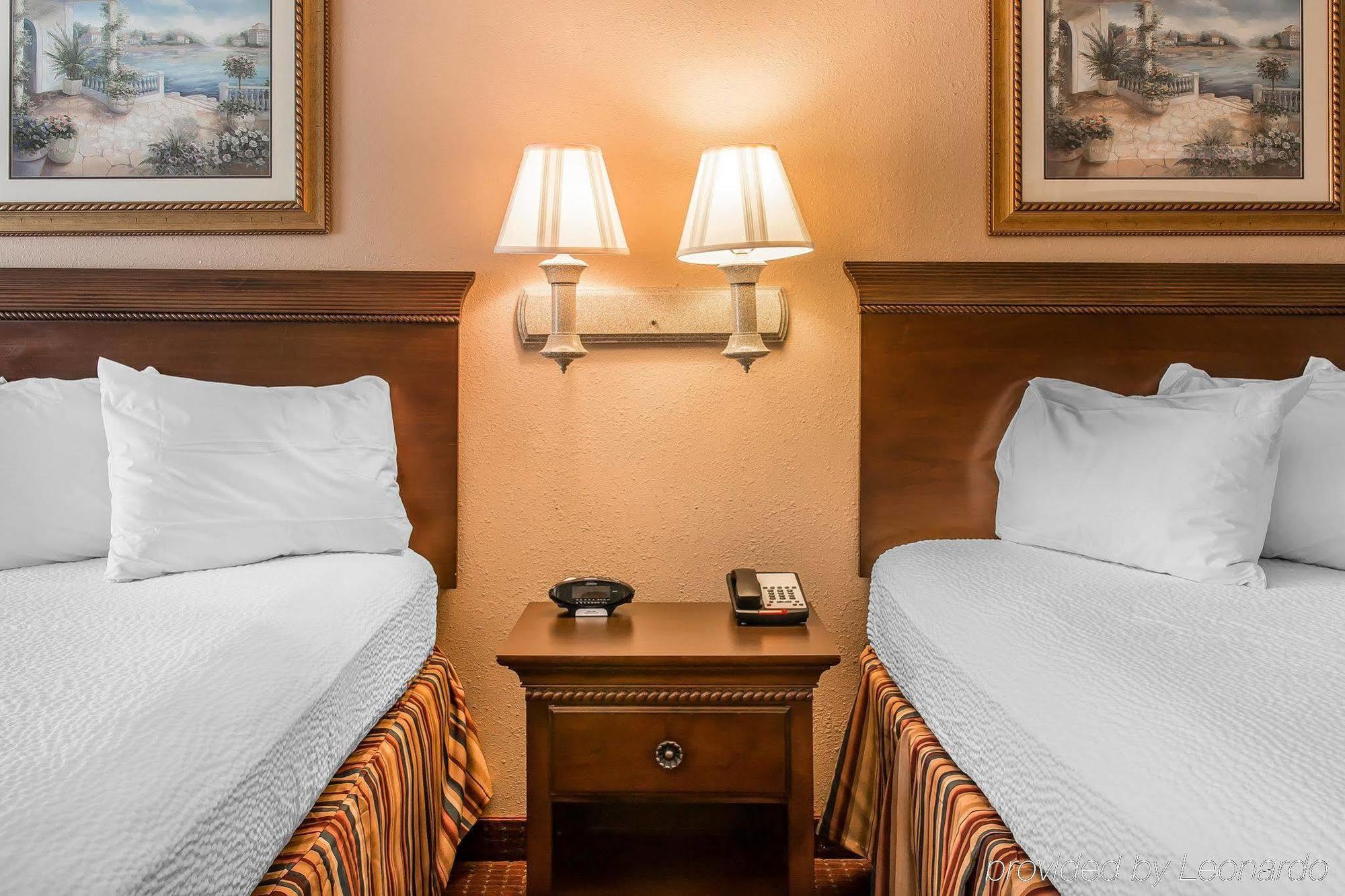 Motel 6 Elkhart, In Екстериор снимка