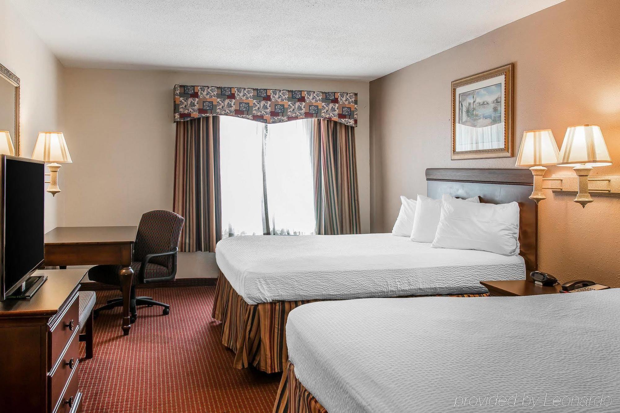 Motel 6 Elkhart, In Екстериор снимка